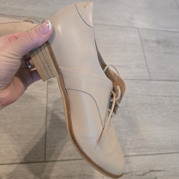 L'intervalle Leather Oxford Loafer Nude - Picture 2 of 4